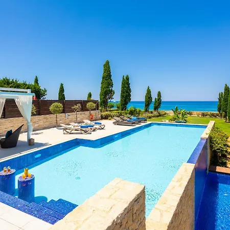 Annabel Palace Villa Lachi